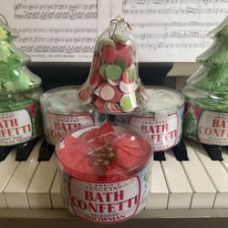T. Annie Fragrant Bath Confetti Assorted Holiday Scents 