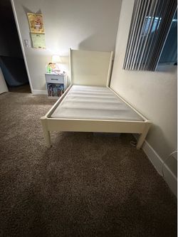 White twin bedframe