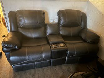 Black Leather Reclining Loveseat with Console