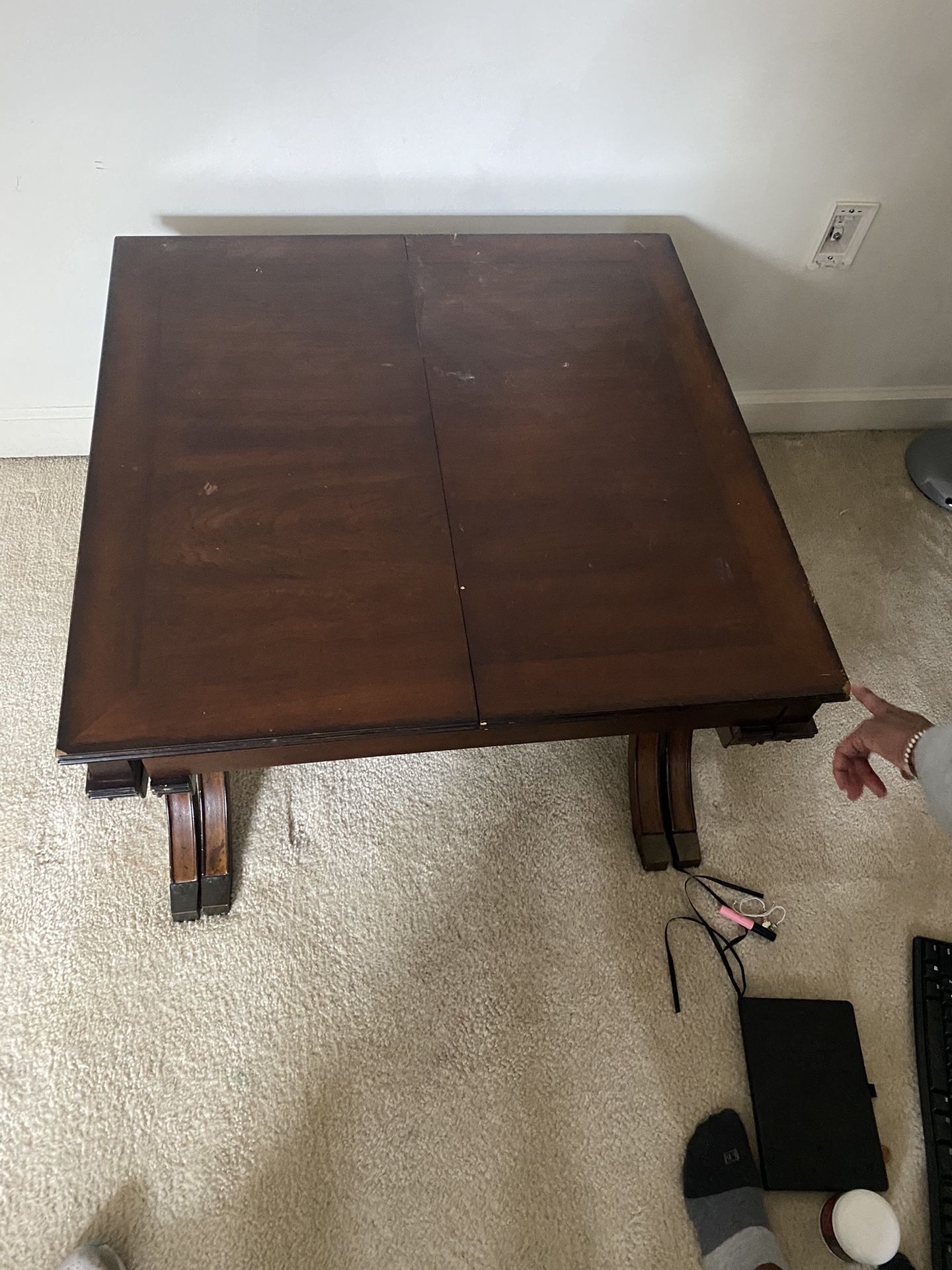 Antique Extendable Coffee Table 