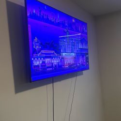  Samsung 65" 4K Class Crystal UHD U7900F LED Smart TV