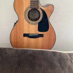 FENDER Grand Concert Acoustic/Electric