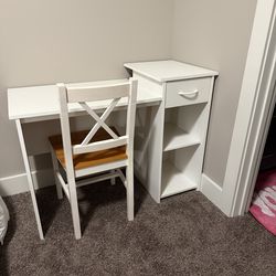 White Desk & Chair