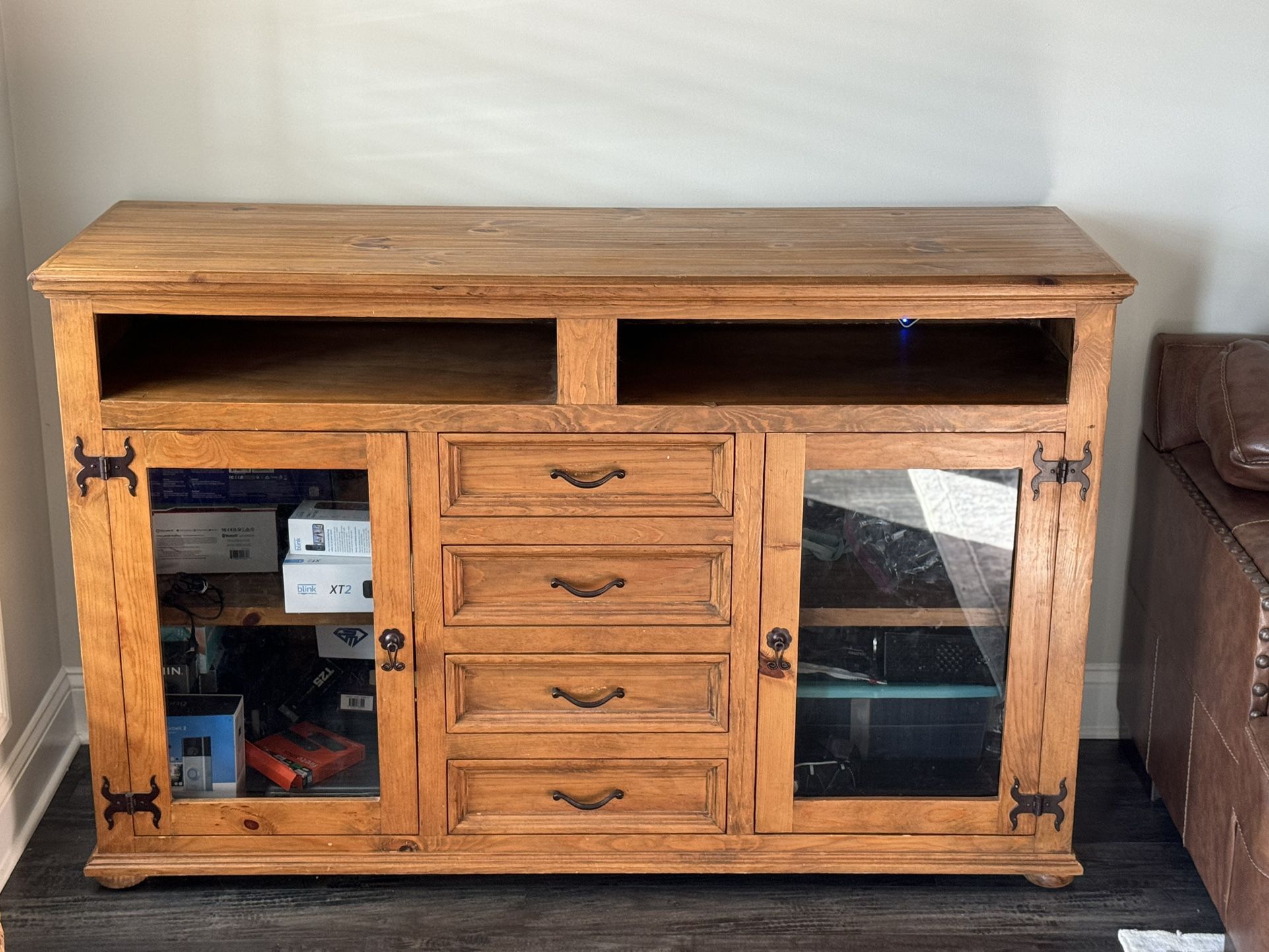 Tv Stand/ Dining Buffet Hutch 