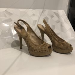 Enzo Angiolini Beige Suede Pumps