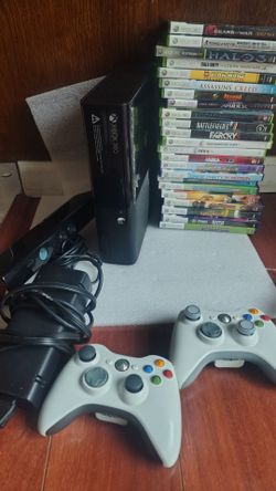 Refurbished Xbox 360 e 320 GB HD and 23 games 2 controllers bundle