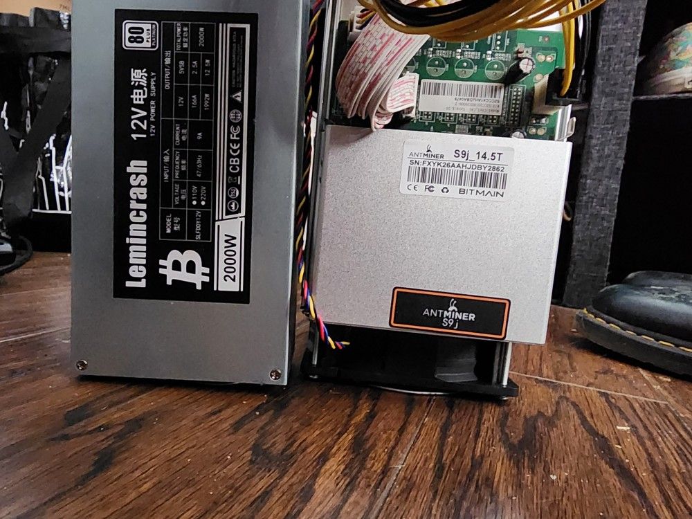 Bitmain Antminer S9j_14.5T w/ Lemincrash 12v PSU