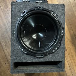 12” Rockford P1 With Gorilla Amp 