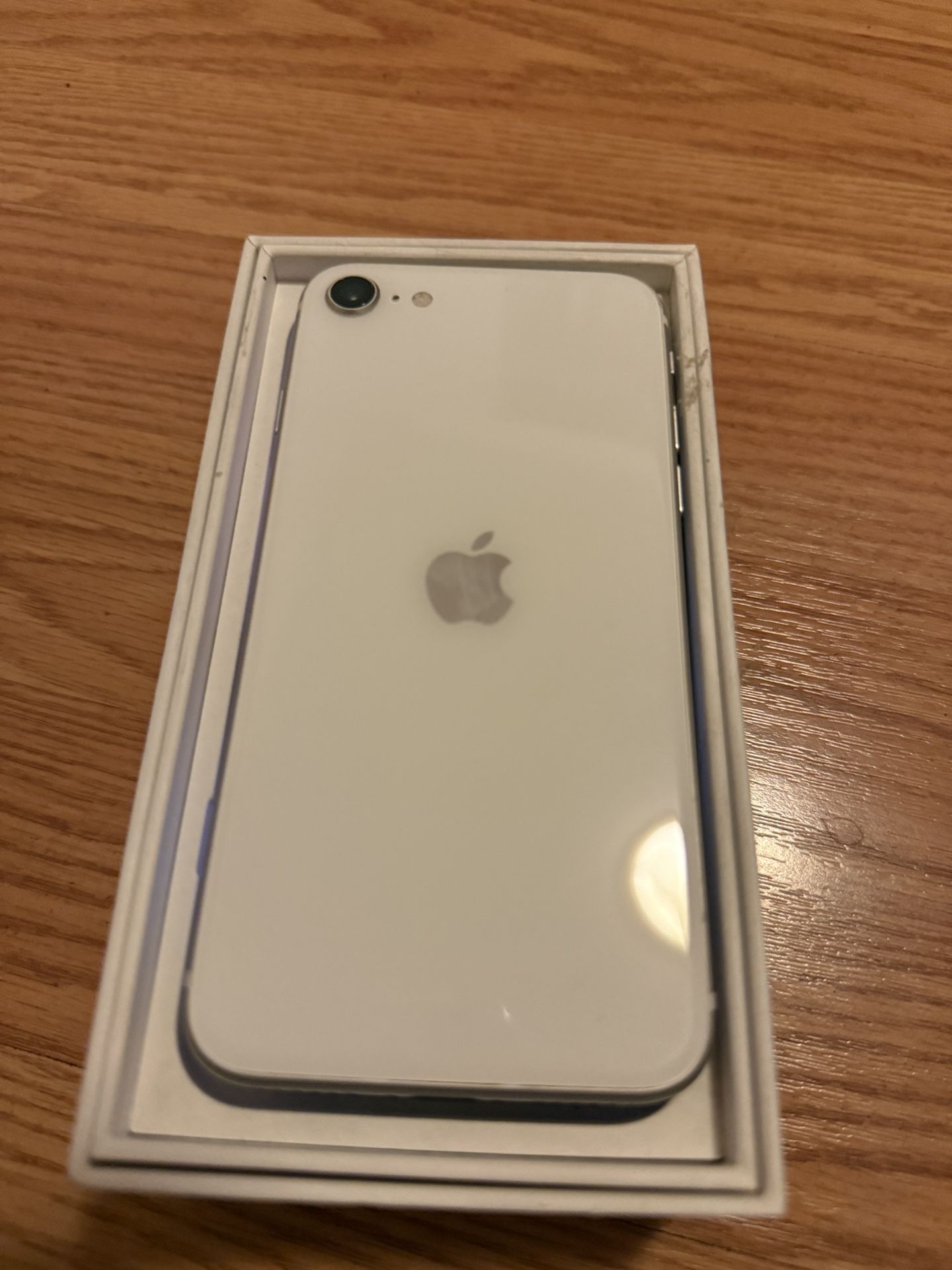 iphone se 64gb White