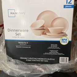 Dinnerware Set 