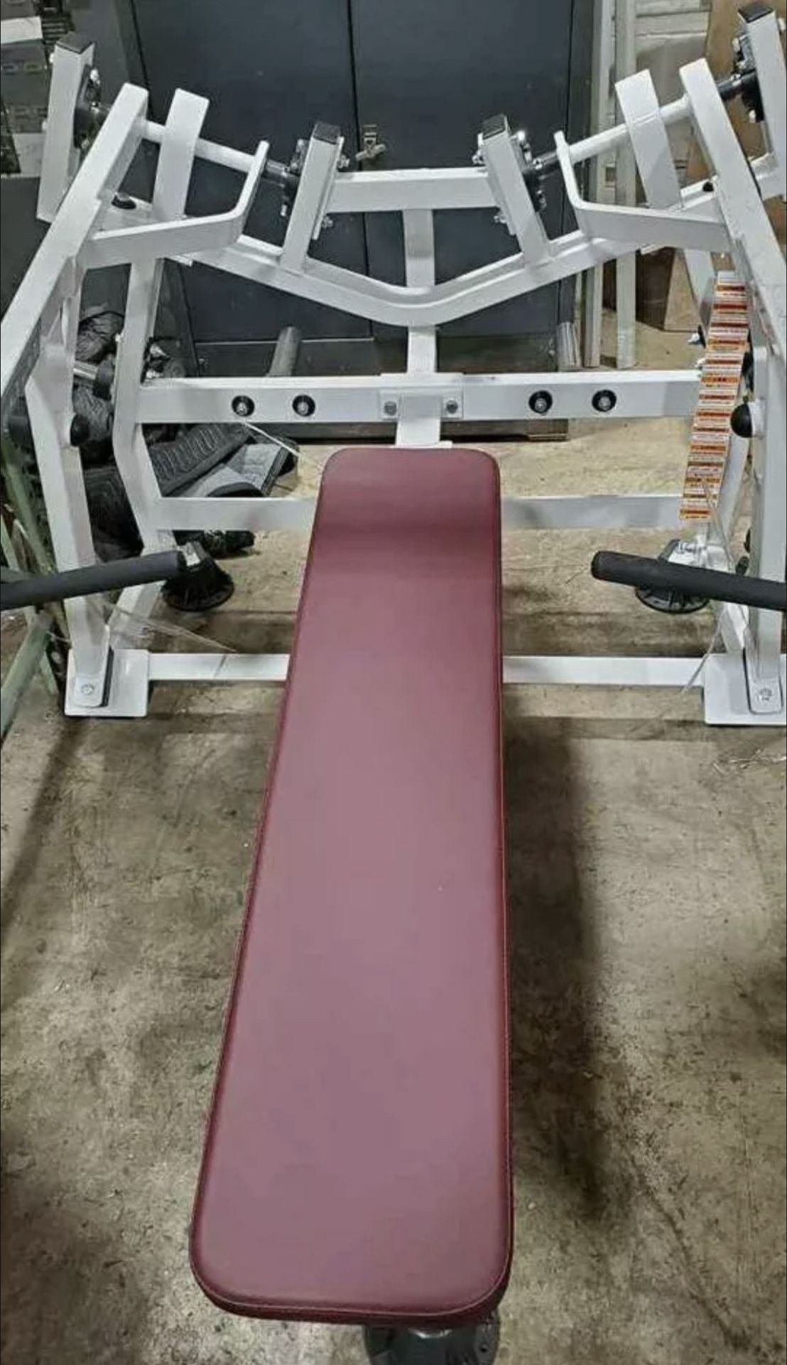 Hammer Strength Weight Bench