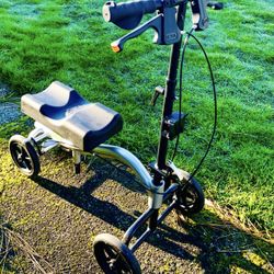 Nova Medical Mobility Folding Knee Walker / Scooter 
