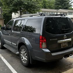 2010 Nissan Pathfinder