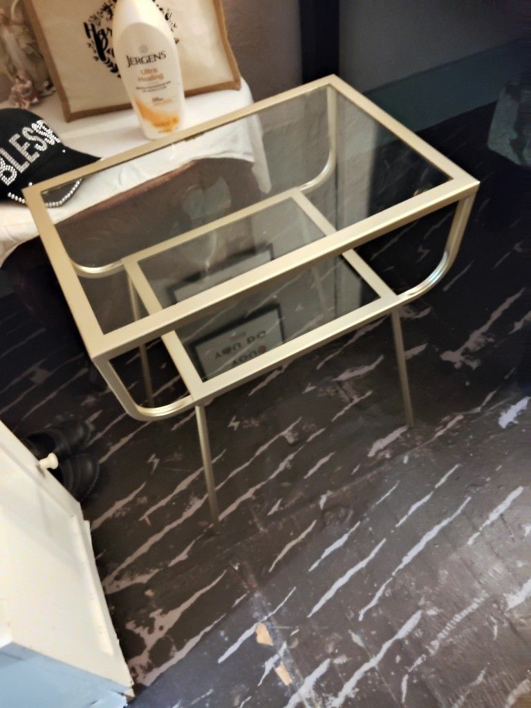 Glass And Gold Has 2 Shelves Very Nice πβ€οΈ