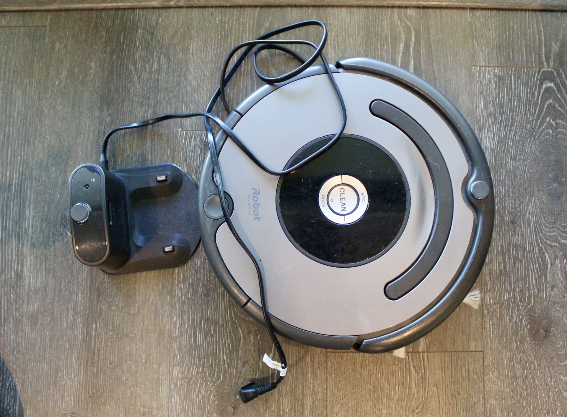 MOVING SALE! iRobot Roomba