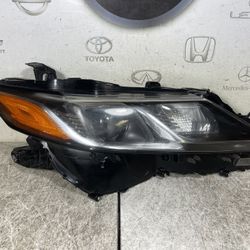 2018 2019 2020 Toyota Camry Right Passenger Side LED Headlight OEM
