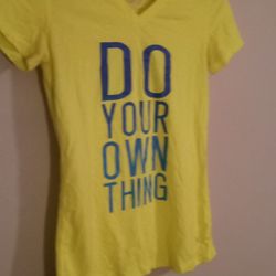 2,- DANSKIN V-NECK TEES'..... CHECK OUT MY PAGE FOR MORE ITEMS
