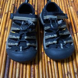 Keen Sandal  Size 8 Kids (15 Cm)