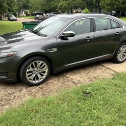 2015 Ford Taurus