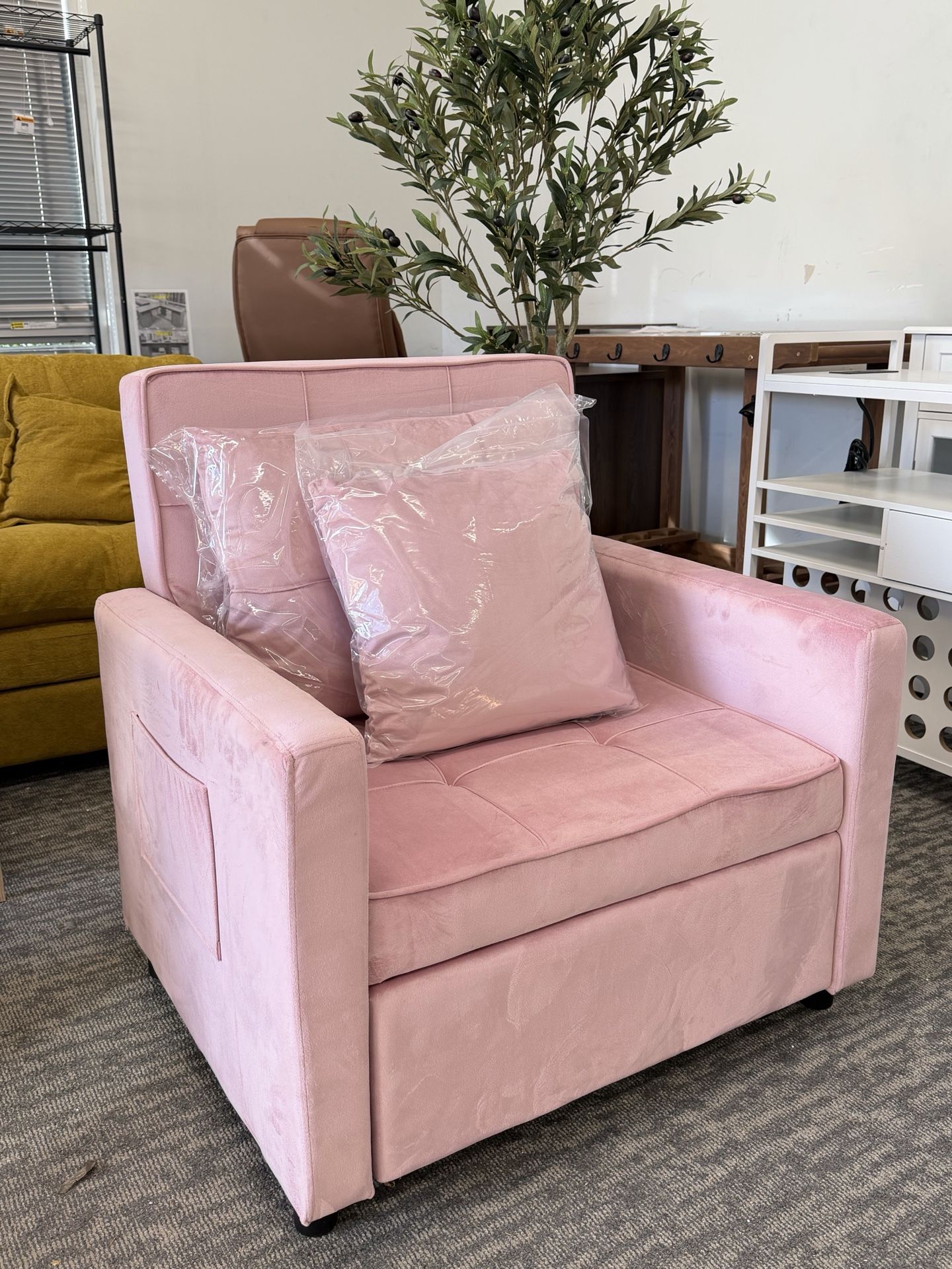 π3-in-1 Convertible Sleeper Sofa Chair