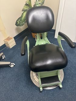 Authentic vintage dental chair