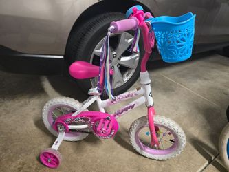 Huffy girl's bike 12 in wheels