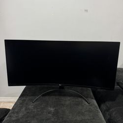 LG 34" Curved UltraWide Gaming Monitor