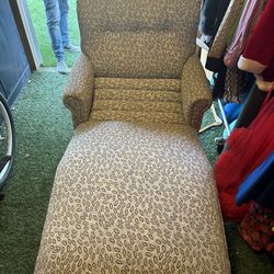 Recliner NEED GONE!!
