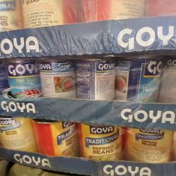 $1.00 Goya Traditional Refried Beans Canned 30 Oz.