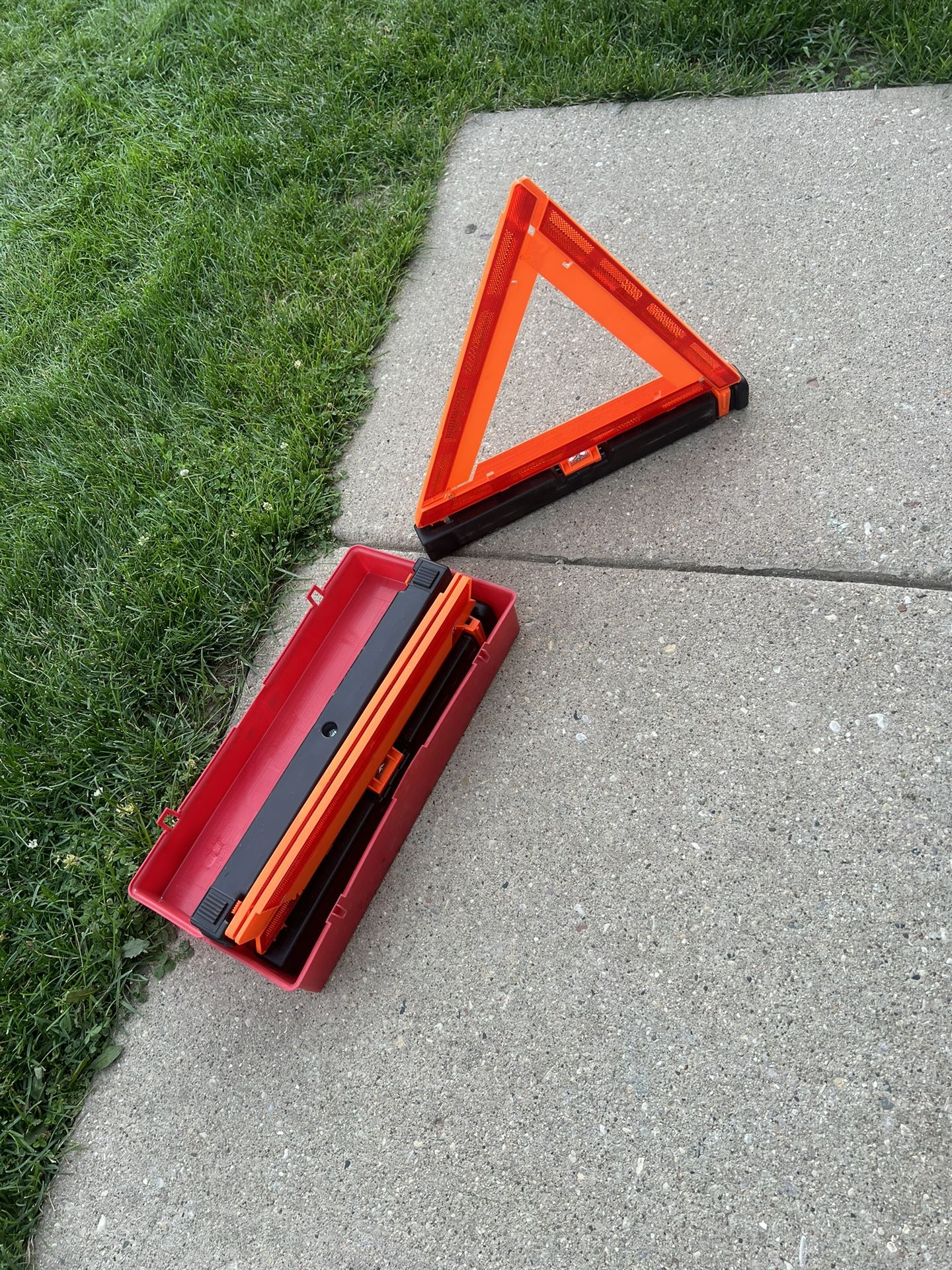 Triangle Reflecting Warning Kit