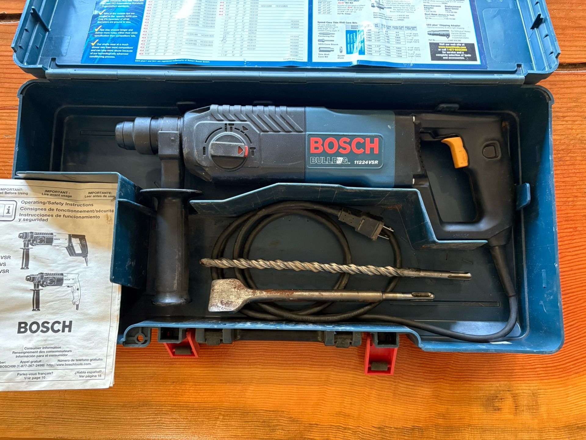 *Like New* Bosch Bulldog Rotary Hammer Kit