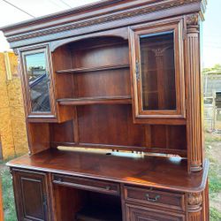 Villa Florence Computer Desk With Hutch