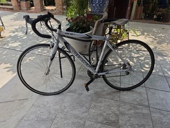 DCR3 giant  compact road racing bike