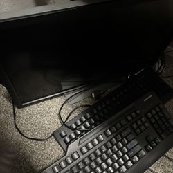 monitor+keyboards