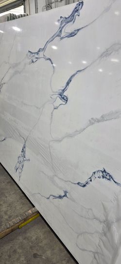 Calacatta Quartz