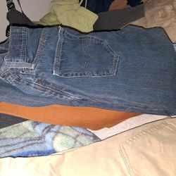 8 Pair.s Of Men's Jeans In Very Good Condition Size 34 And Smaller