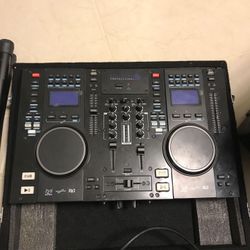 Edison Scratch 2500 DJ usb/cd console w/case