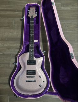 Daisy Rock Electric Guitar with Hard Case