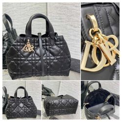 Black leather handbag 28.5x19x21cm
