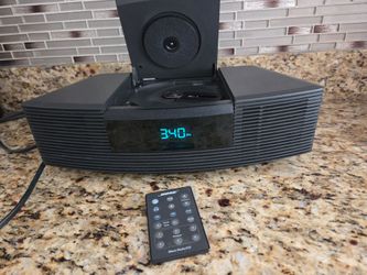 Bose Wave Radio cd player with remote