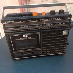 1980 Montgomery Ward FM/AM Cassette Recorder