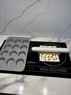Muffin mold & Marble rolling pin