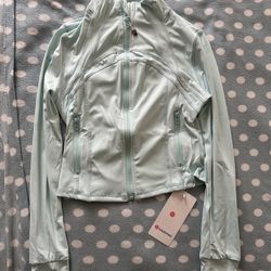 Lululemon Womans Define Jacket Light Sky Blue Size M
