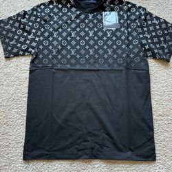 Brand New Authentic Lv Shirt