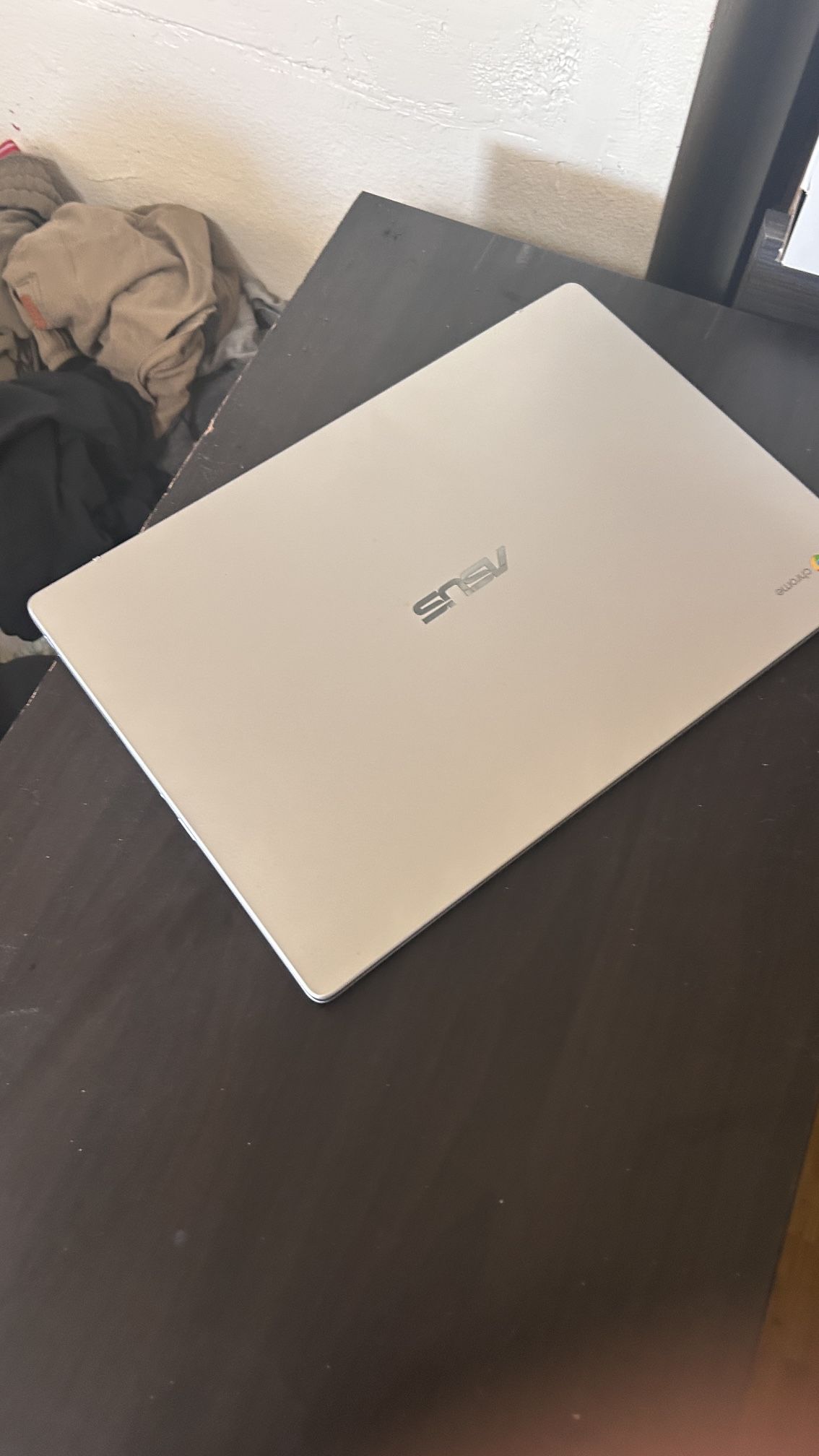 Asus Chromebook