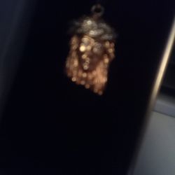 Guçci Designer 18k Gold Jesus Piece