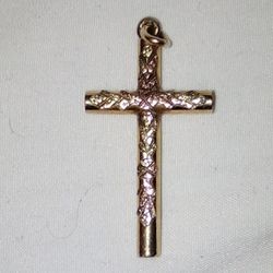 1/20 12k Gold Cross Weighs 3.98 Grams