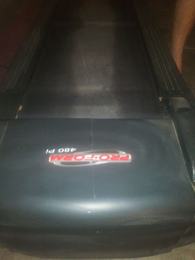 Pro-form 480pi fold up treadmill