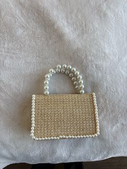 Woven Bag with Pearl Handle 🐚