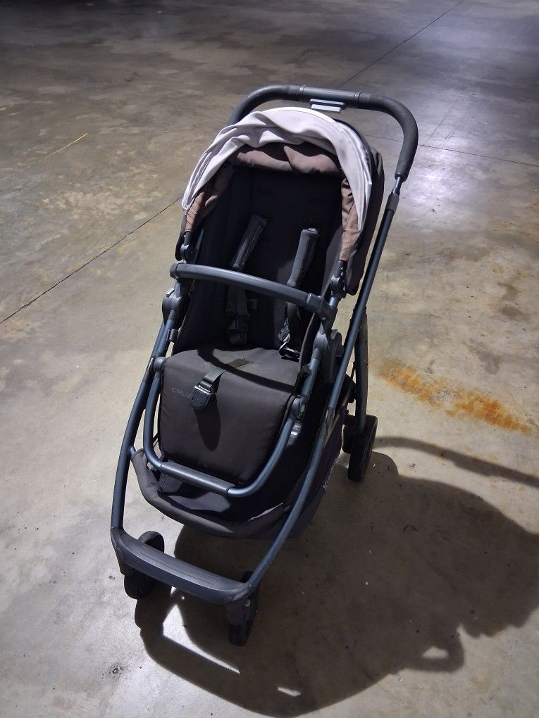 UppaBaby Cruz Stroller